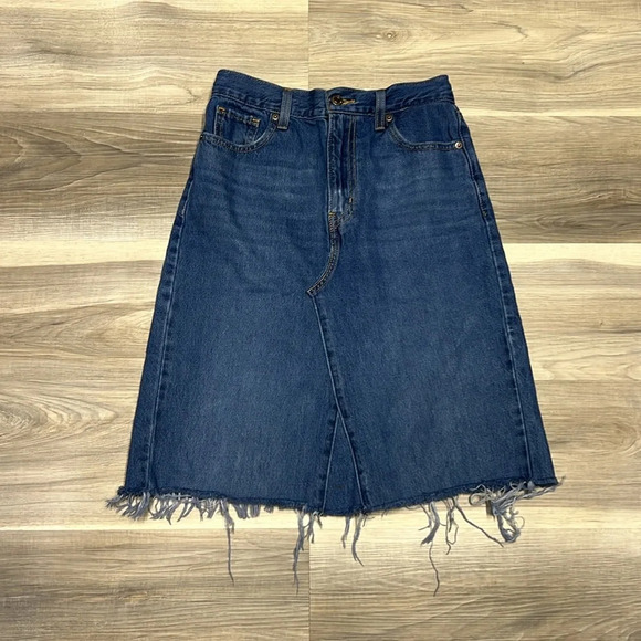 Levi’s high waisted blue denim jean skirt size 25 - Picture 3 of 8